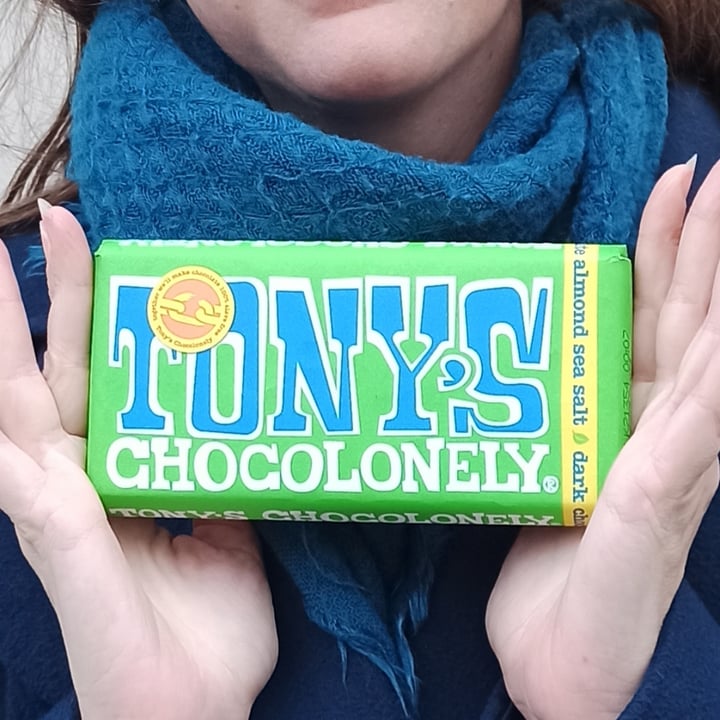photo of Tony’s Chocolonely Dark Almond Sea Salt 51% shared by @nikolaus on  07 Jan 2023 - review