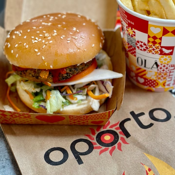 photo of Oporto Vegan Burger shared by @stever3141 on  29 Jan 2023 - review