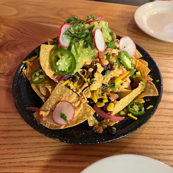 photo of Penelope’s Vegan Taqueria nachos locos shared by @aubreyj27 on  21 Jul 2023 - review