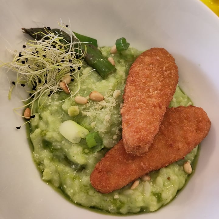 photo of Annie's Kitchen Risotto à L'ail Des Ours shared by @julapile on  28 Apr 2023 - review