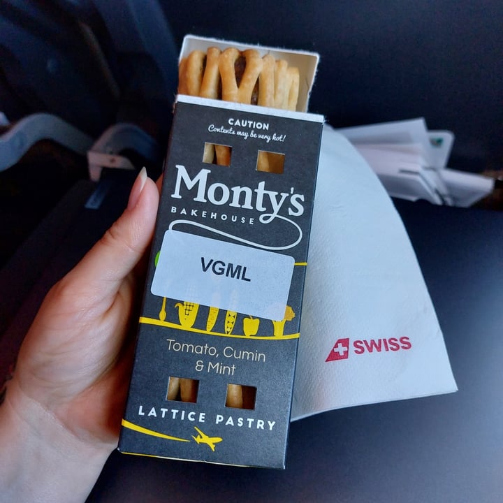 Monty's Bakehouse Tomato, Cumin and Mint Wrap Review | abillion