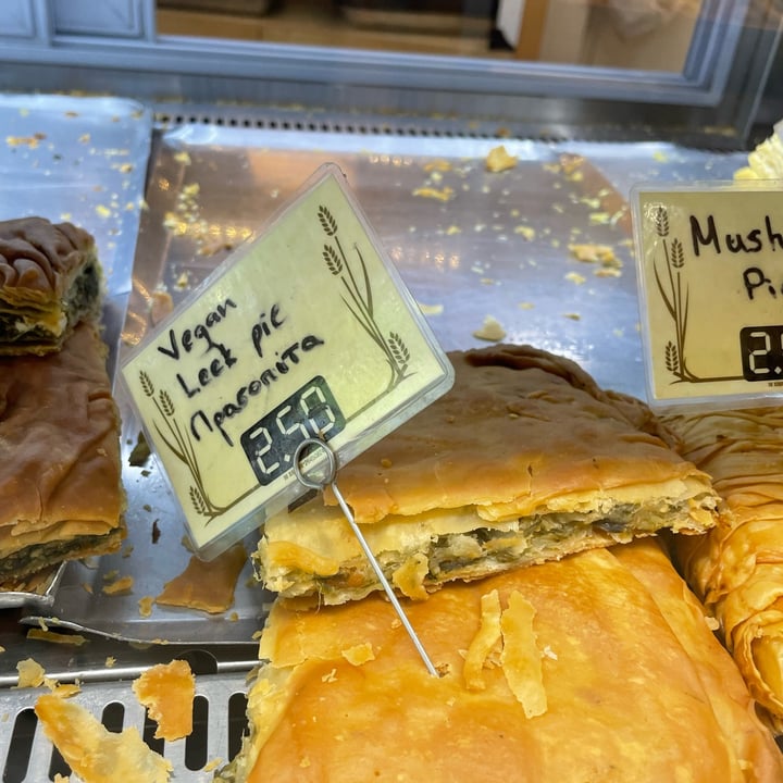 photo of Bakery Leek And Onion Pie shared by @jayles on  11 Aug 2023 - review