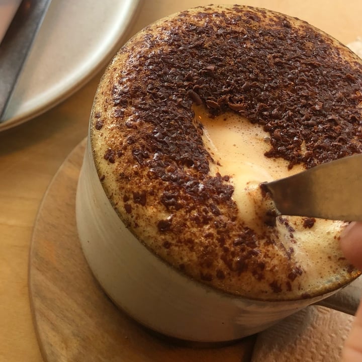 photo of La Dulciteca capuchino c/ leche vegetal shared by @toboo420 on  01 Jul 2023 - review