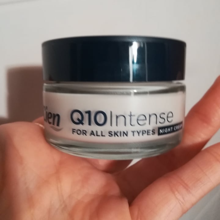 photo of Cien Crema Q10 notte shared by @grilla on  23 May 2023 - review