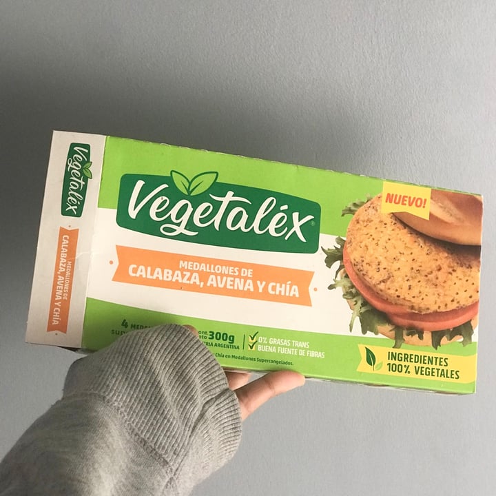 photo of Vegetalex Medallones de Calabaza, Avena y Chía shared by @guadast on  07 May 2021 - review