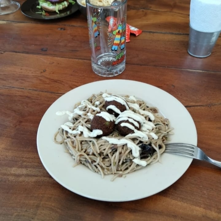 photo of Ixteriolo's Pasta de falafel shared by @elvagovegan on  30 Apr 2022 - review