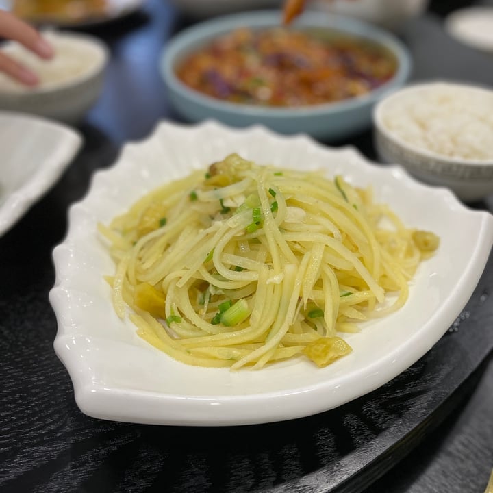 photo of 成都Chengdu Spicy and Sour Shredded Potato shared by @jenniferj1s on  18 Sep 2022 - review