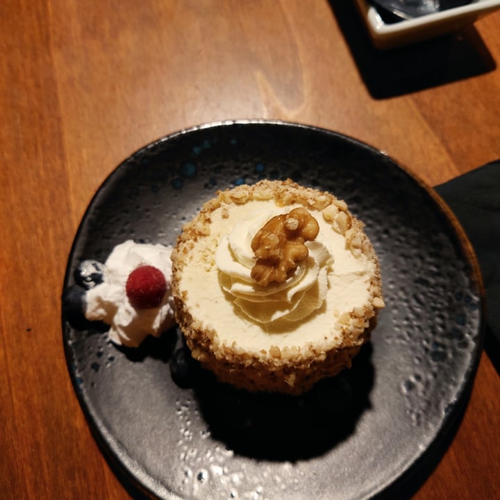 photo of Chez Kessler Carrot cake with cream cheese and walnuts shared by @yudofu on  31 Aug 2022 - review