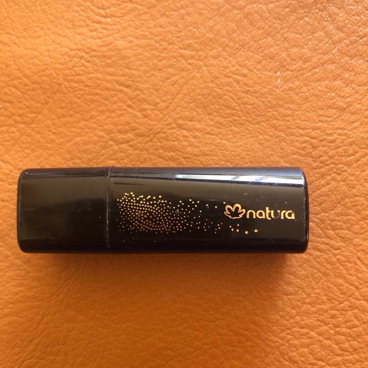 photo of Natura Lápiz Labial Uva shared by @elizbeth on  24 Jan 2021 - review