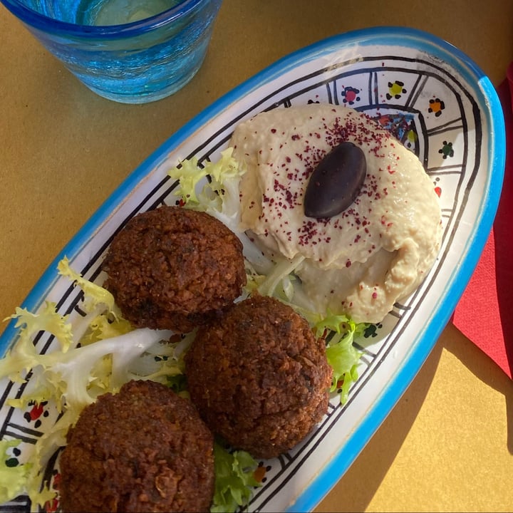 photo of Frary's Falafel shared by @veganfuorisede on  23 Feb 2022 - review