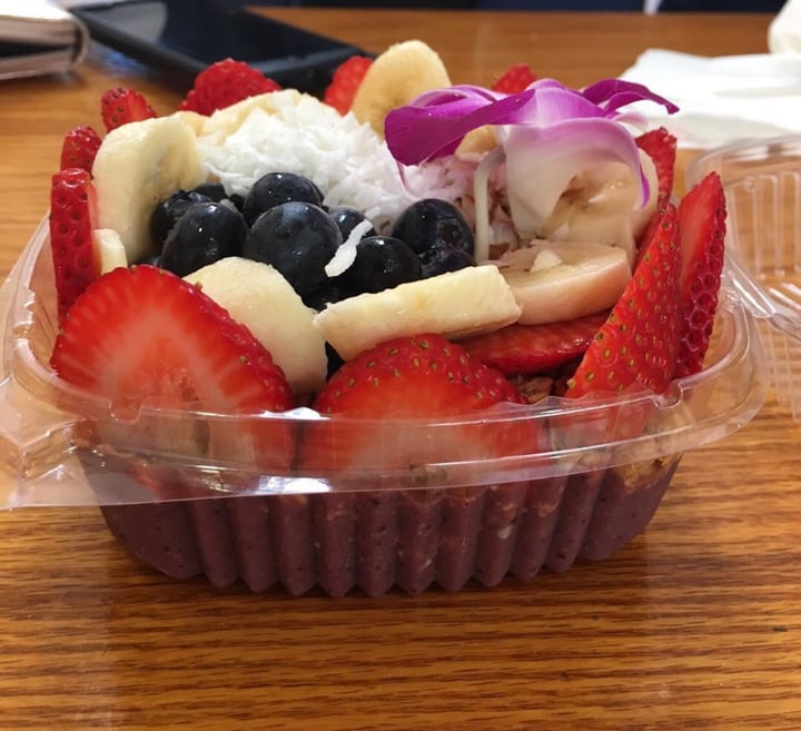 photo of BKM Healthy Foods BKM original açaí bowl shared by @pacholiarce on  06 Jul 2019 - review