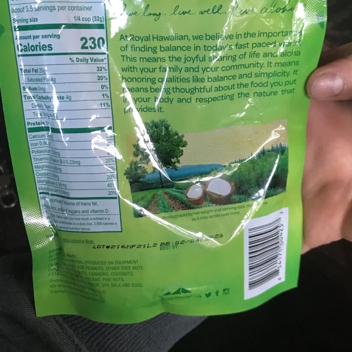 photo of Royal Hawaiian Orchards NATURAL MACADAMIAS shared by @veganenthusiast4life on  05 Apr 2022 - review