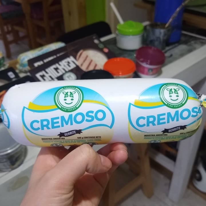 review photo of Felices Las Vacas Queso Cremoso shared by @nazabonomo on 31 May 2021 - review