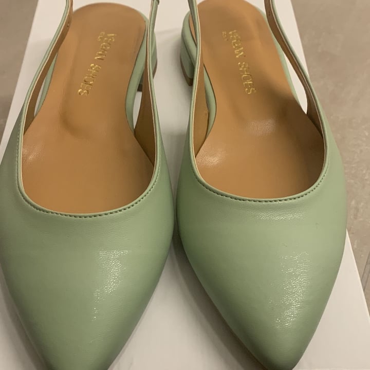 review photo of Vegan Shoes Italy Sandali con cinturino shared by @elenin75 on 08 Apr 2022 - review