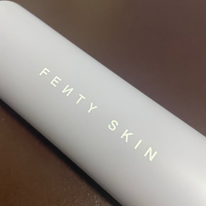 review photo of Fenty skin Hydra visor shared by @azrarauff on 09 Feb 2021 - review