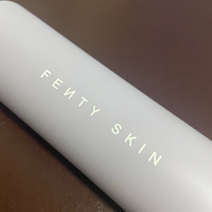 photo of Fenty skin Hydra visor shared by @azrarauff on  09 Feb 2021 - review