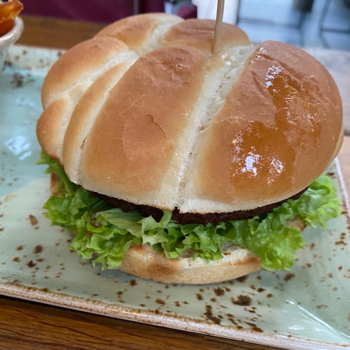 review photo of Hans Im Glück German Burgergrill Beherzter shared by @cel on 10 Oct 2020 - review