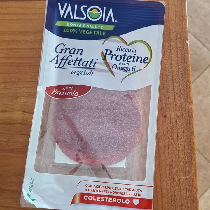 photo of Valsoia Gran Affettati Vegetali Gusto Bresaola shared by @codyveg on  10 Mar 2022 - review