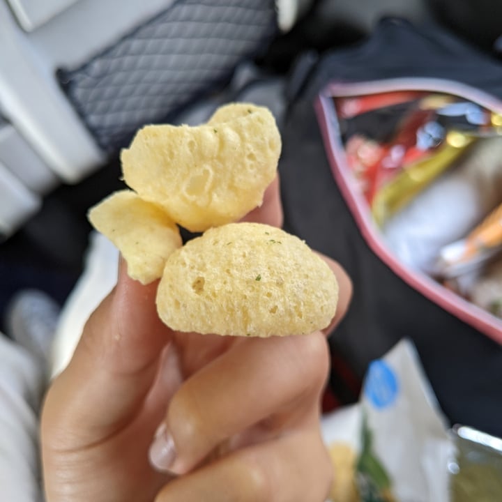 photo of Eat Real Creamy dill hummus chips shared by @katchan on  30 Aug 2022 - review