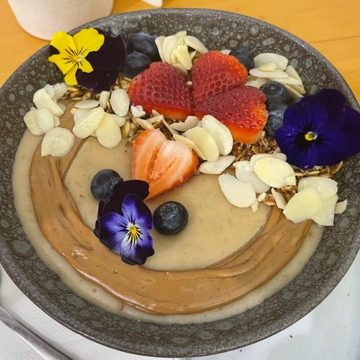 photo of The Ladder Oat Bowl shared by @janalinko on  24 Jun 2021 - review
