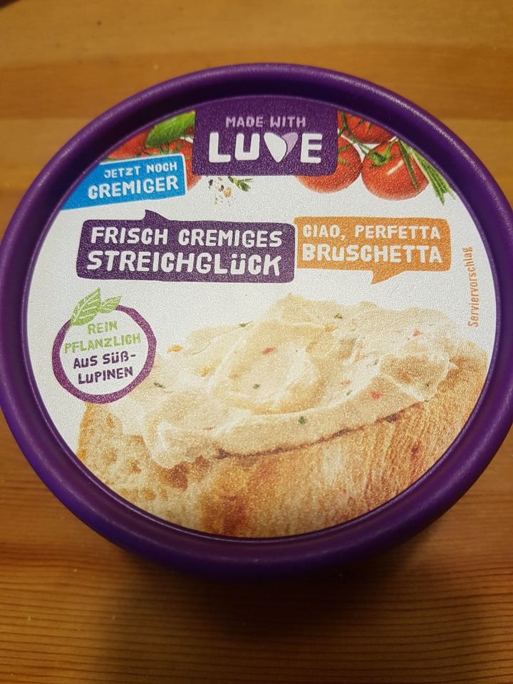 photo of Made With Luve Streichglück Bruschetta shared by @tzlilgoldner on  19 Jan 2020 - review