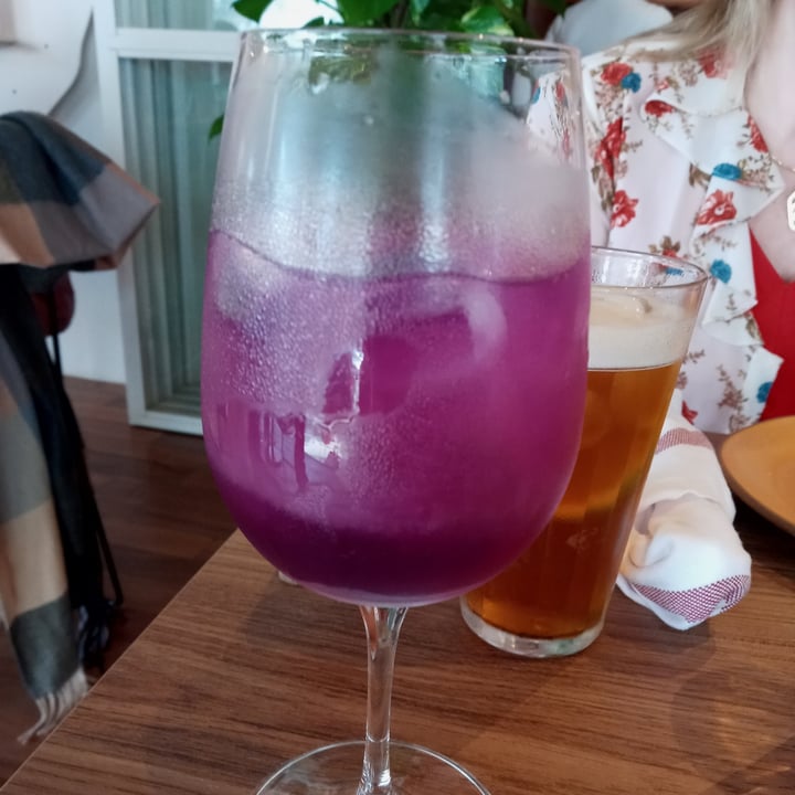 photo of Camelia Ododo Restaurante - Cafe & Bar Organico Limonada Tie Dye shared by @luluca on  16 Jul 2021 - review
