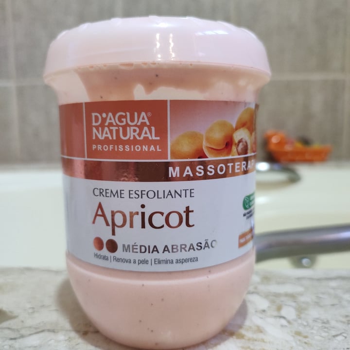 review photo of D’água natural cosméticos D'água Natural Creme Esfoliante Apricot shared by @lilianezampar on 17 Apr 2022 - review