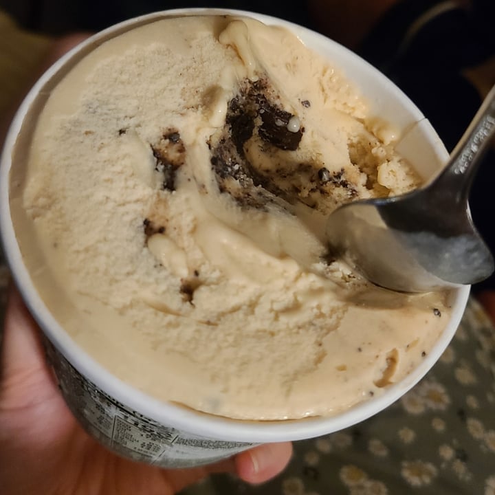 photo of Ben & Jerry's Change The Whirled Non-Dairy Frozen Dessert shared by @summerwindotis on  27 Jun 2021 - review