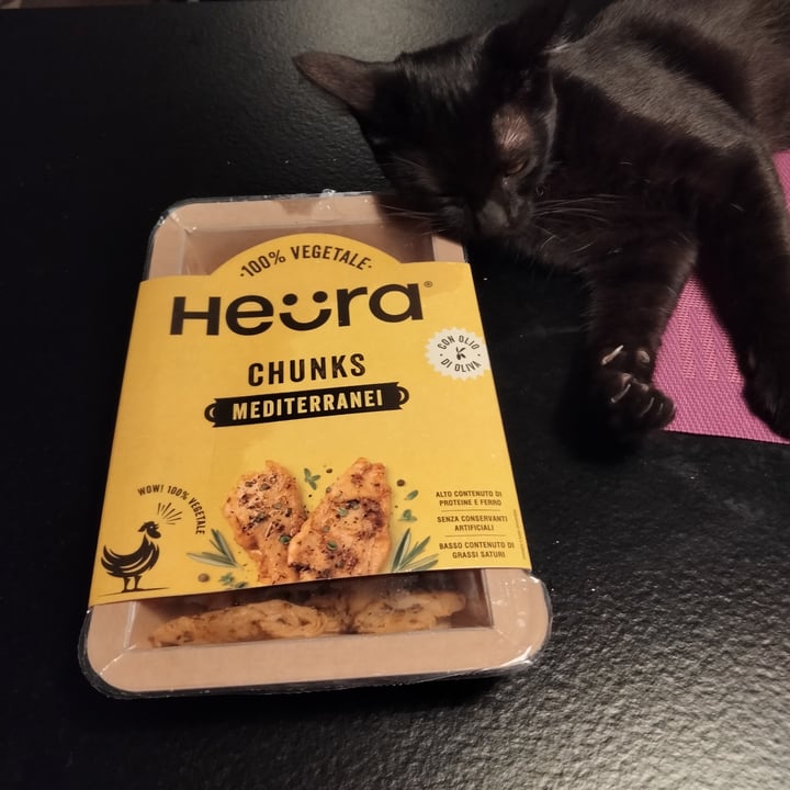 photo of Heura Chunks Mediterranean shared by @papillondelacroix on  21 Aug 2021 - review