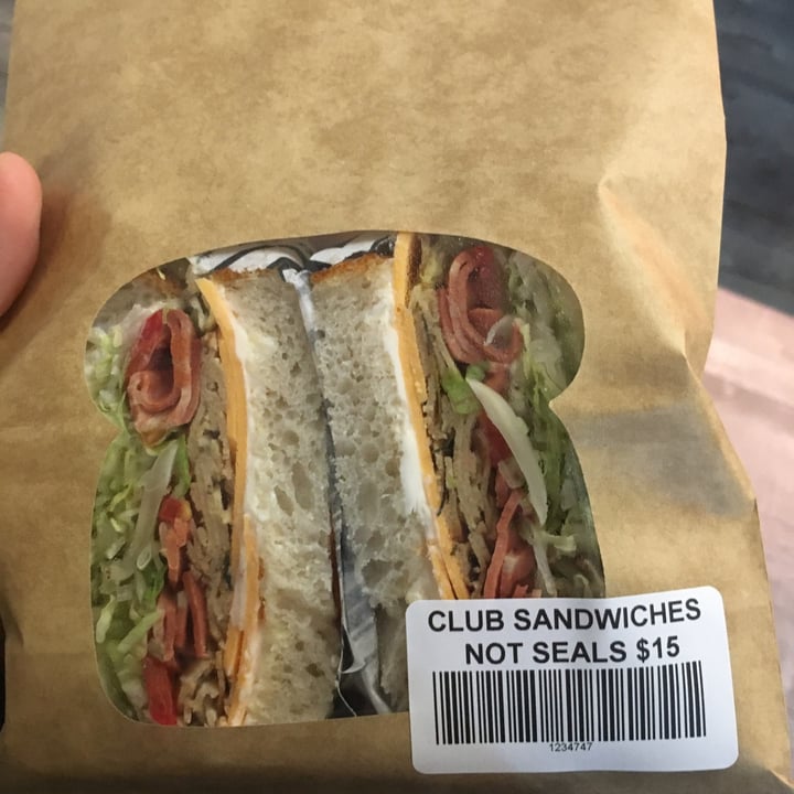 photo of Smith and Deli Club Sandwiches Not Seals shared by @mintypig on  14 Mar 2021 - review