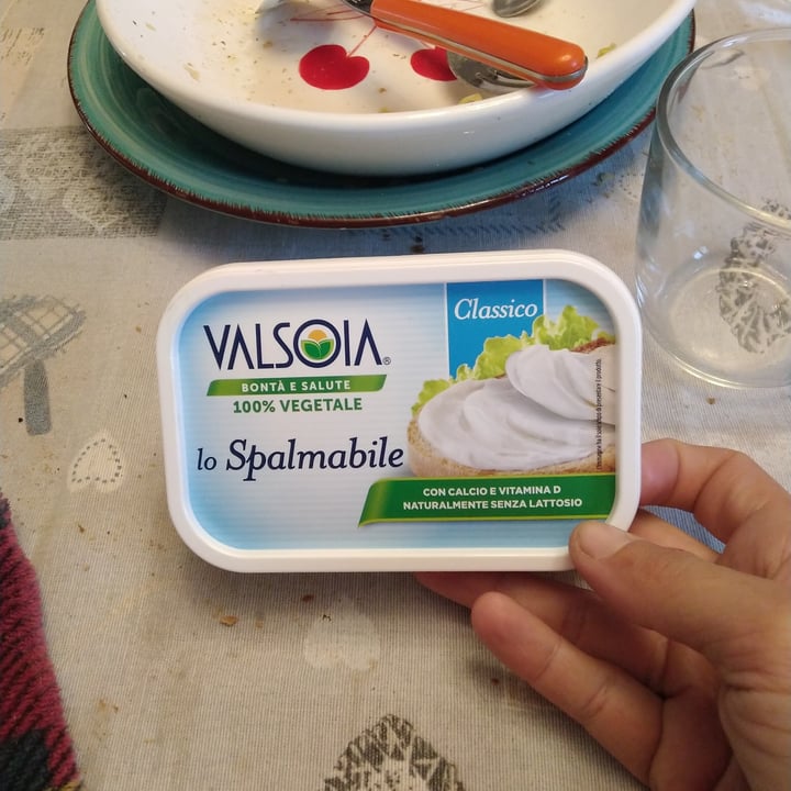 review photo of Valsoia Lo spalmabile shared by @lasilviavegana on 14 Apr 2021 - review