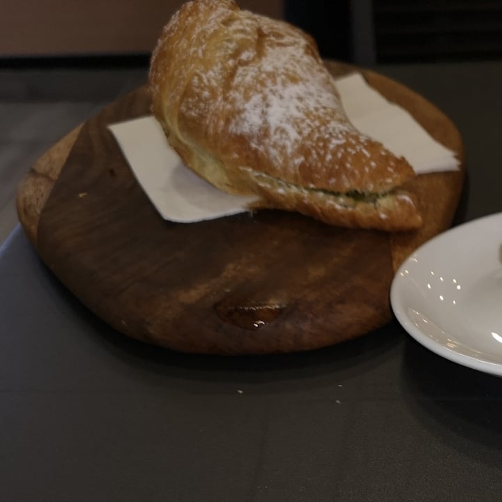 photo of Efrem - Gourmet Boutique and Finest Bar Brioche pistacchio shared by @franck89 on  07 Jan 2022 - review