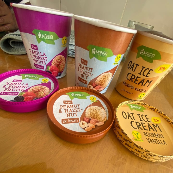 review photo of Vemondo Helado de cacahuetes y avellanas shared by @deymar on 10 Aug 2021 - review