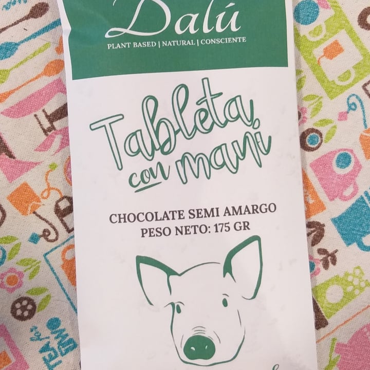 photo of Daluvegan Tableta de chocolate con maní shared by @sildemar on  02 Oct 2021 - review
