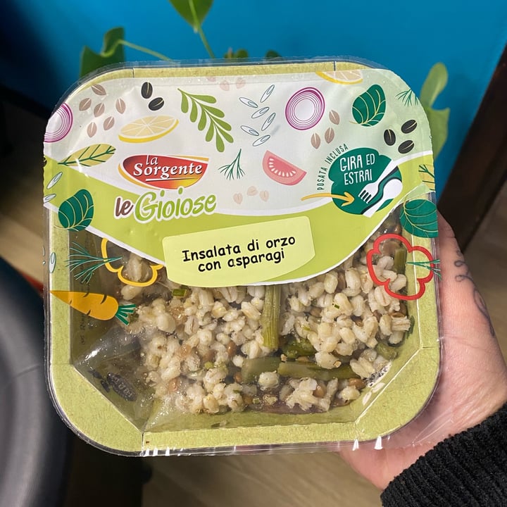 photo of La Sorgente Insalata di orzo con asparagi shared by @wildflowersdea on  12 Mar 2022 - review