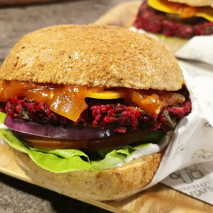 review photo of Mo & Jo Sourdough Burgers Green Goddess shared by @plantbasedasiasummit on 20 Oct 2021 - review