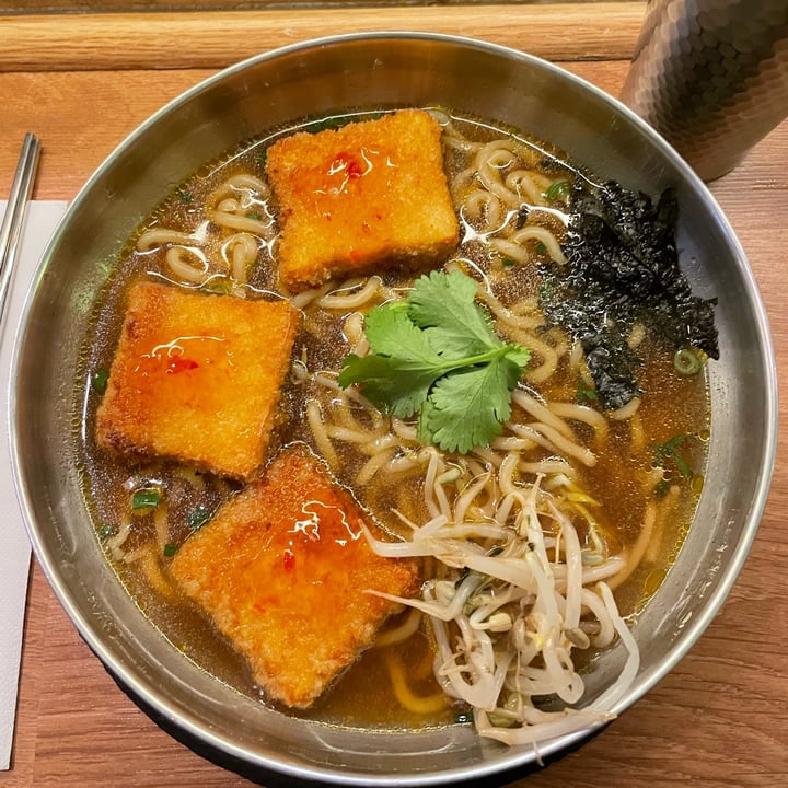 review photo of Panda Cantina Vegan Ramen shared by @branquinhana on 29 Mar 2022 - review