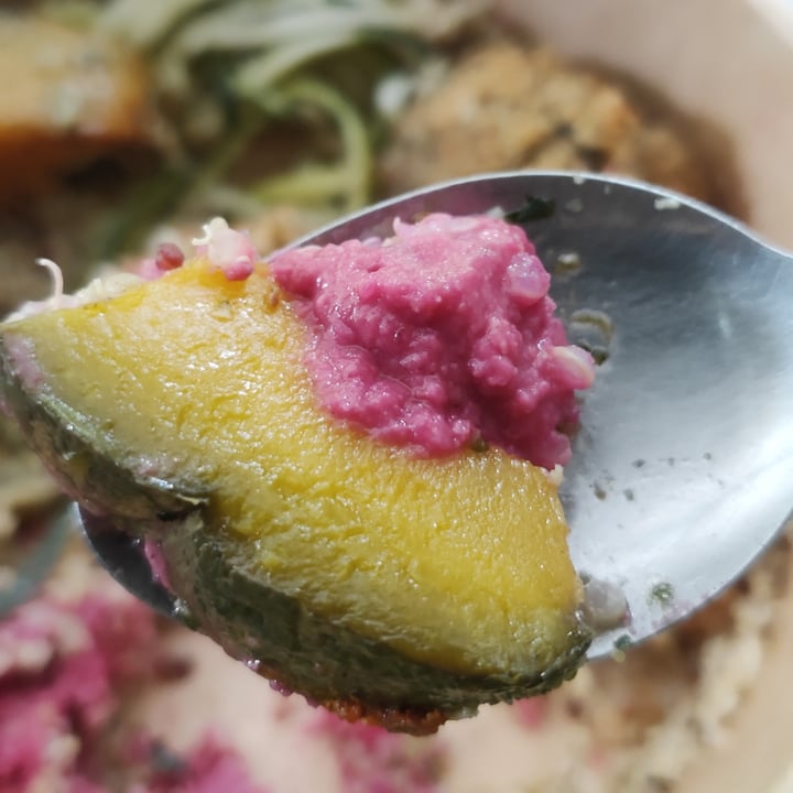 review photo of Haakon Superfoods and Juice Falafel And Quinoa Bowl shared by @anbu on 27 Apr 2020 - review