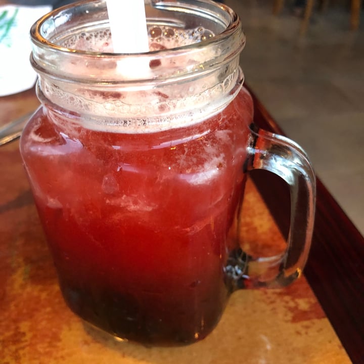 photo of Veggie Heaven Strawberry Bubble Tea shared by @reywatson on  21 Oct 2021 - review