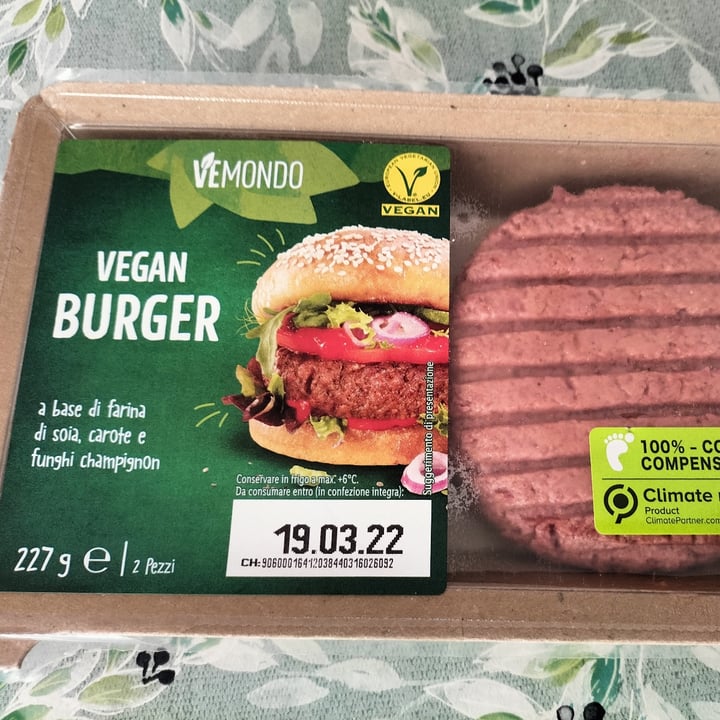 review photo of Vemondo Next level burger shared by @elywesa on 10 Mar 2022 - review