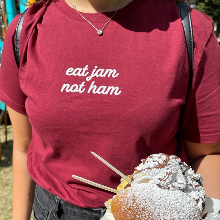 review photo of The Optimistic Apple Eat Jam Not Ham T-shirt shared by @bmartina on 07 Apr 2022 - review