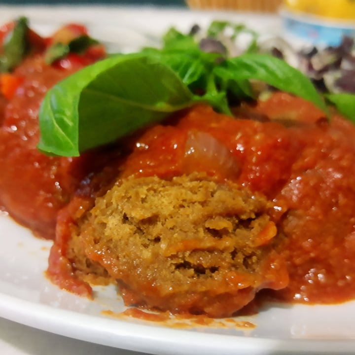 photo of Vemondo  Polpettine Vegetali shared by @mediamenteveg on  27 Aug 2022 - review