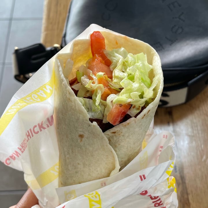 photo of Vegan Fried Chick'n Chick’n & bacon wrap shared by @callyjoart on  21 Feb 2021 - review