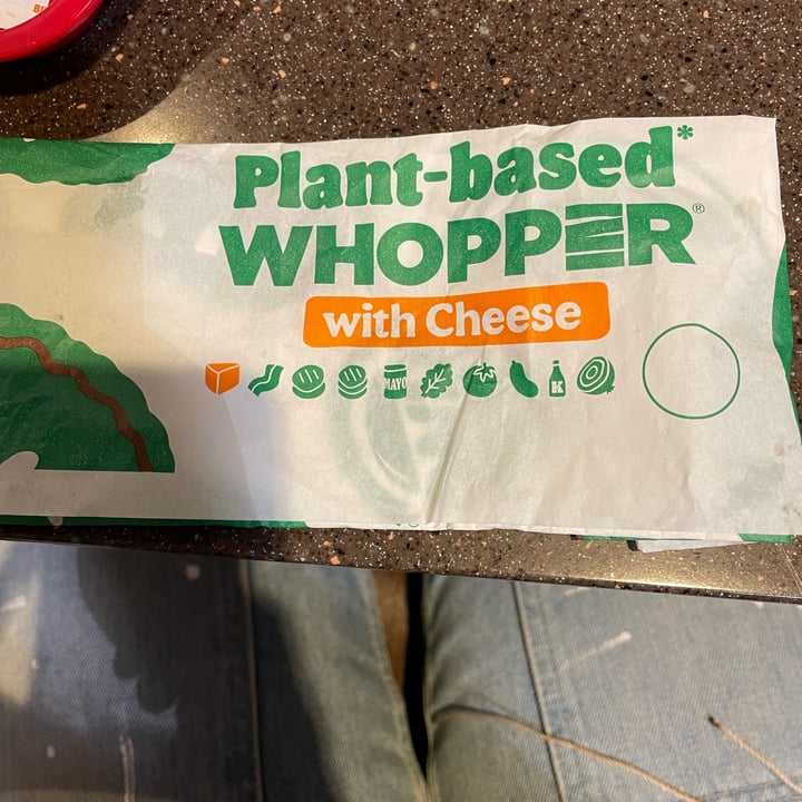 photo of Burger King Köln Bonn Airport Plant-based Whopper shared by @leonadixon on  20 Feb 2022 - review