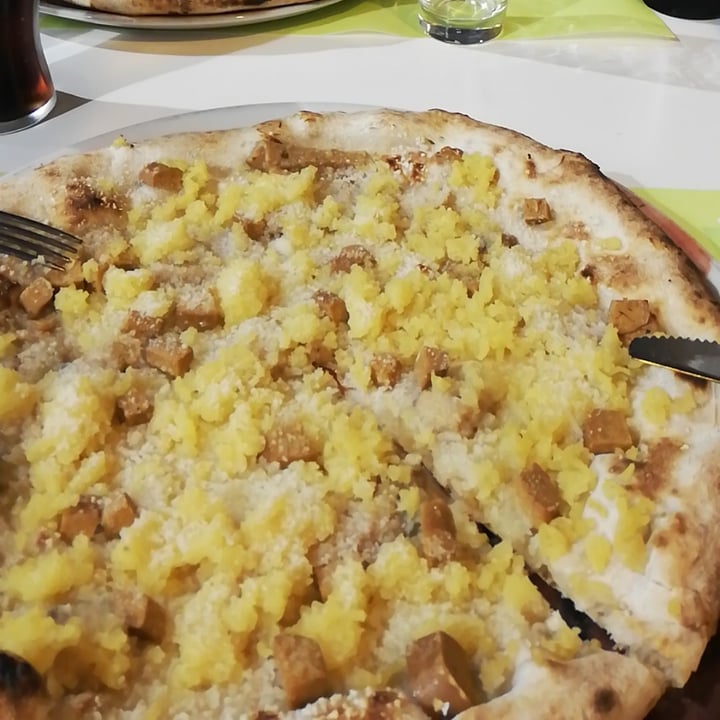 photo of Da Nicole al Lungomare Pizza vegan shared by @benedettac on  17 Oct 2021 - review
