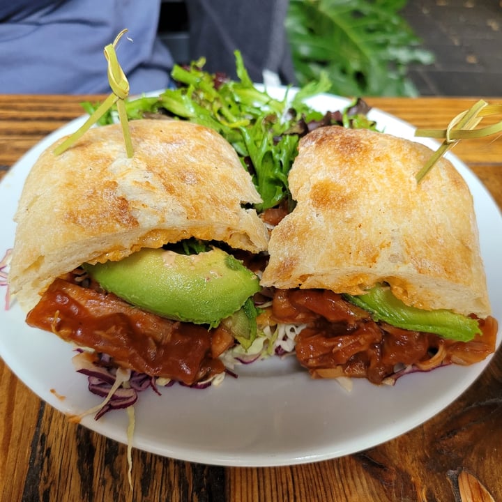 photo of Speakeasy Pulled Jackfruit Sandwich shared by @wolfj72 on  17 Aug 2021 - review