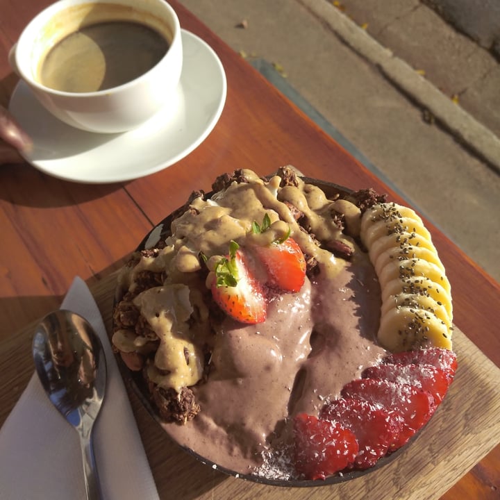 photo of Nourish'd Café & Juicery Naughty Nutter Smoothie Bowl shared by @laurenbettyd on  14 May 2022 - review