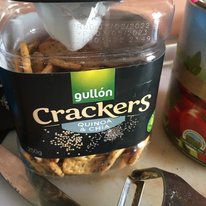 photo of Gullón Crackers de chia y quinoa shared by @greedyfamily on  09 Apr 2022 - review