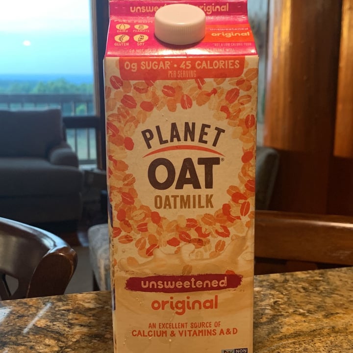photo of Planet Oat Unsweetened Original Oatmilk shared by @marcikoni0220 on  21 May 2022 - review