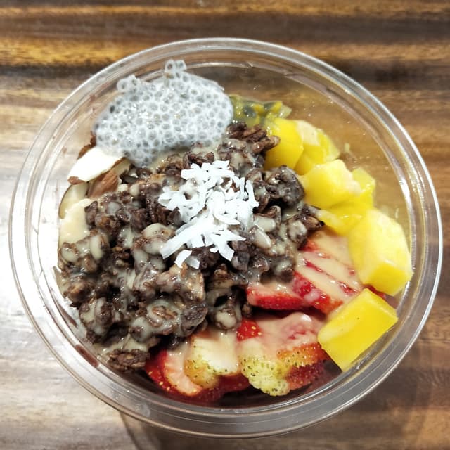 Foto do prato “Make Your Own Acai Bowl”